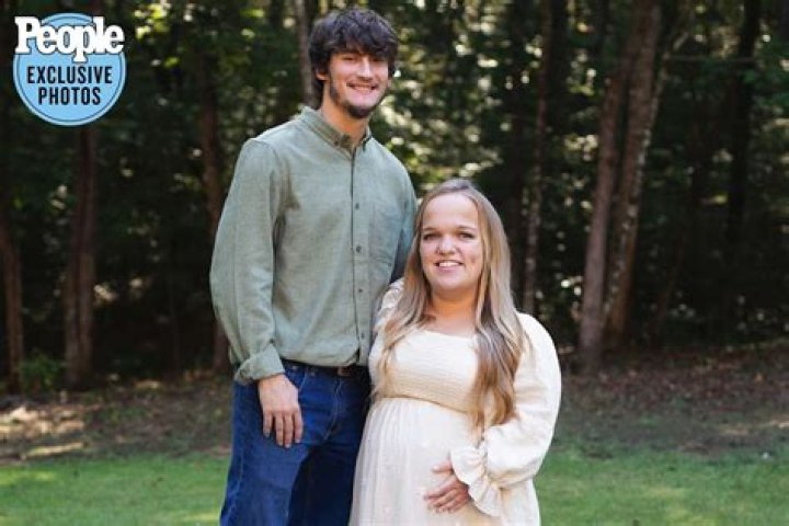 Celebrating The Arrival Of Elizabeth Johnston And Brice Bolden's Little Person Baby