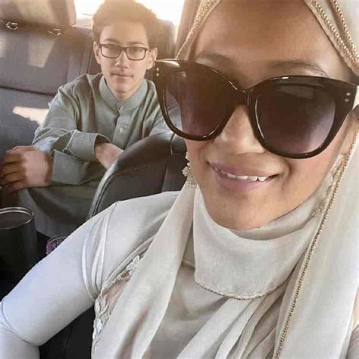 Discover The Exceptional Story Of Nouman Ali Khan And His Wife, Valerie De Leon