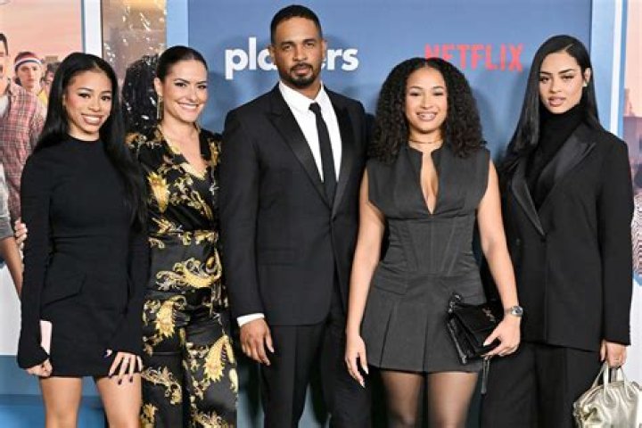 Discover The Wayans Twins: A Hollywood Dynasty