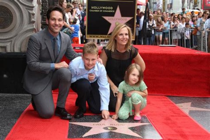Does Paul Rudd Have Kids? - Answered And More