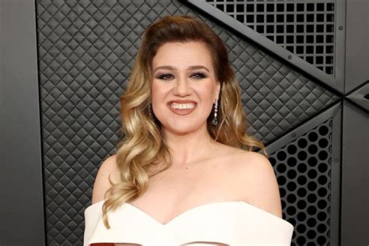 Kelly Clarkson's Financial Fortune: Unveiling Her Net Worth