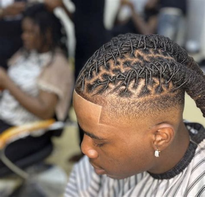 Mastering The Art Of Men's Dreadlocks Fade: A Trendy Style Guide