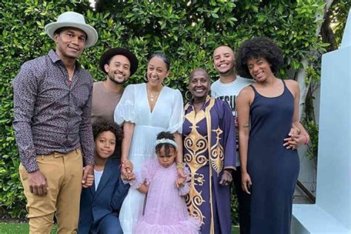 Uncovering The Truth: Are Tia And Tamera's Parents Still Together?