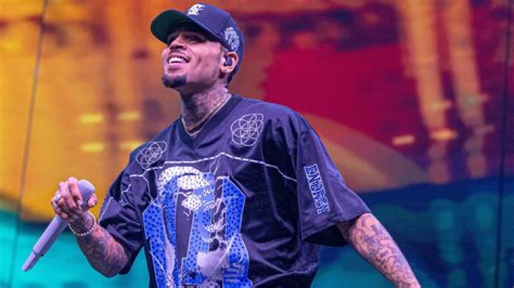 Unraveling The Love Life Of Chris Brown: A Journey Through His Dating History
