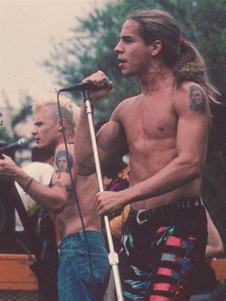 Unraveling The Red Hot Chili Peppers Lead Singer Controversy