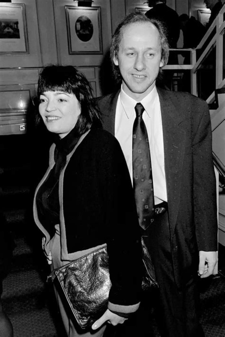 Unveiling The Life Of Mark Knopfler's First Wife
