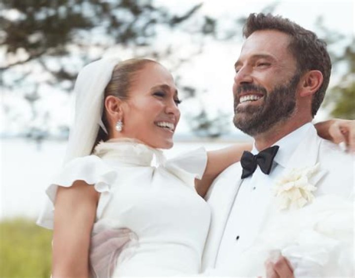Unveiling The Love Story: Jennifer Garner And Ben Affleck Wedding