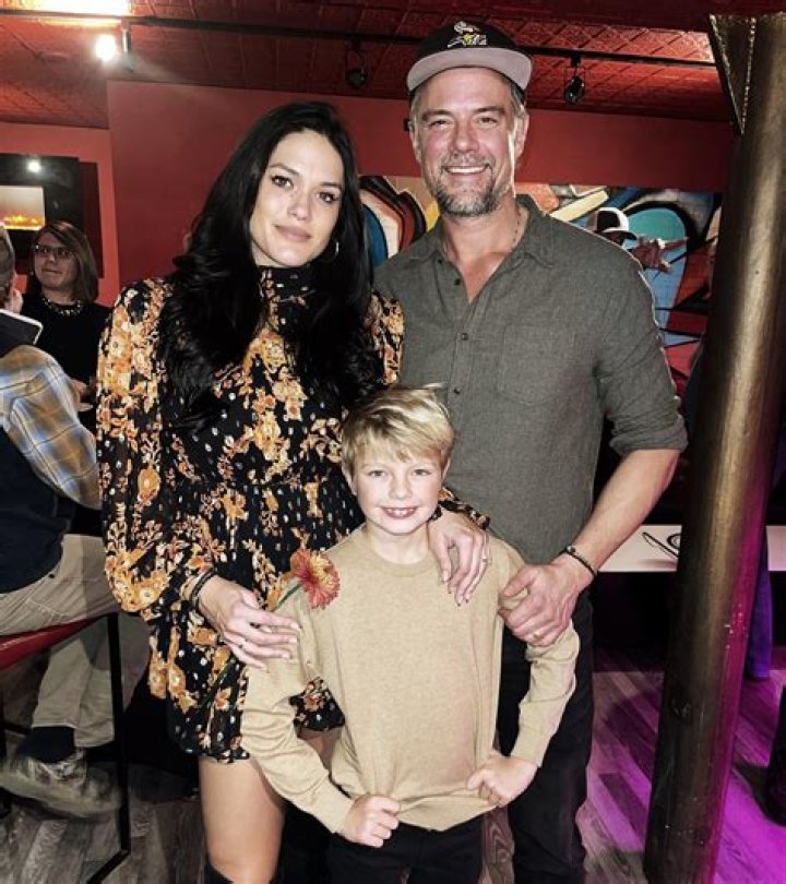 Unveiling The Mystery: Does Axl Rose Have A Child?