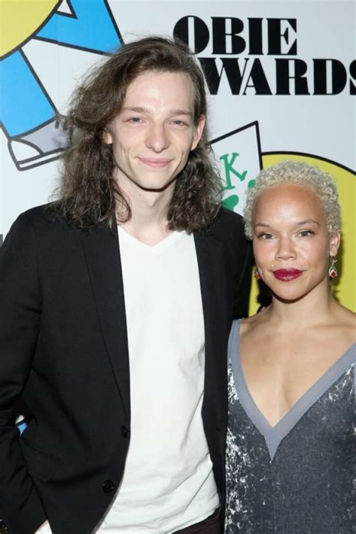 Unveiling The Mystery: Who Is Mike Faist's Partner?