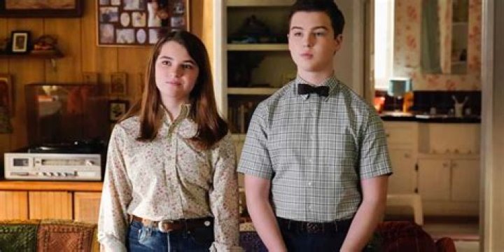 Who Portrays Missy In "Young Sheldon"?